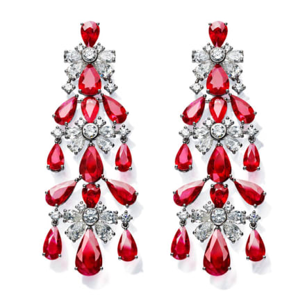 Chandelier-Ohrringe mit Rubinen und Diamanten